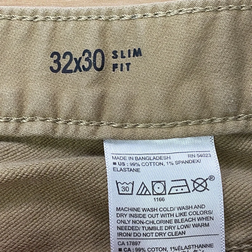 Banana Republic Men's Travel Jean Khaki Chinos - Light Tan